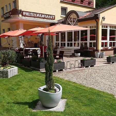 Hotel Goldbaechel Wachenheim an der Weinstrasse Luaran gambar