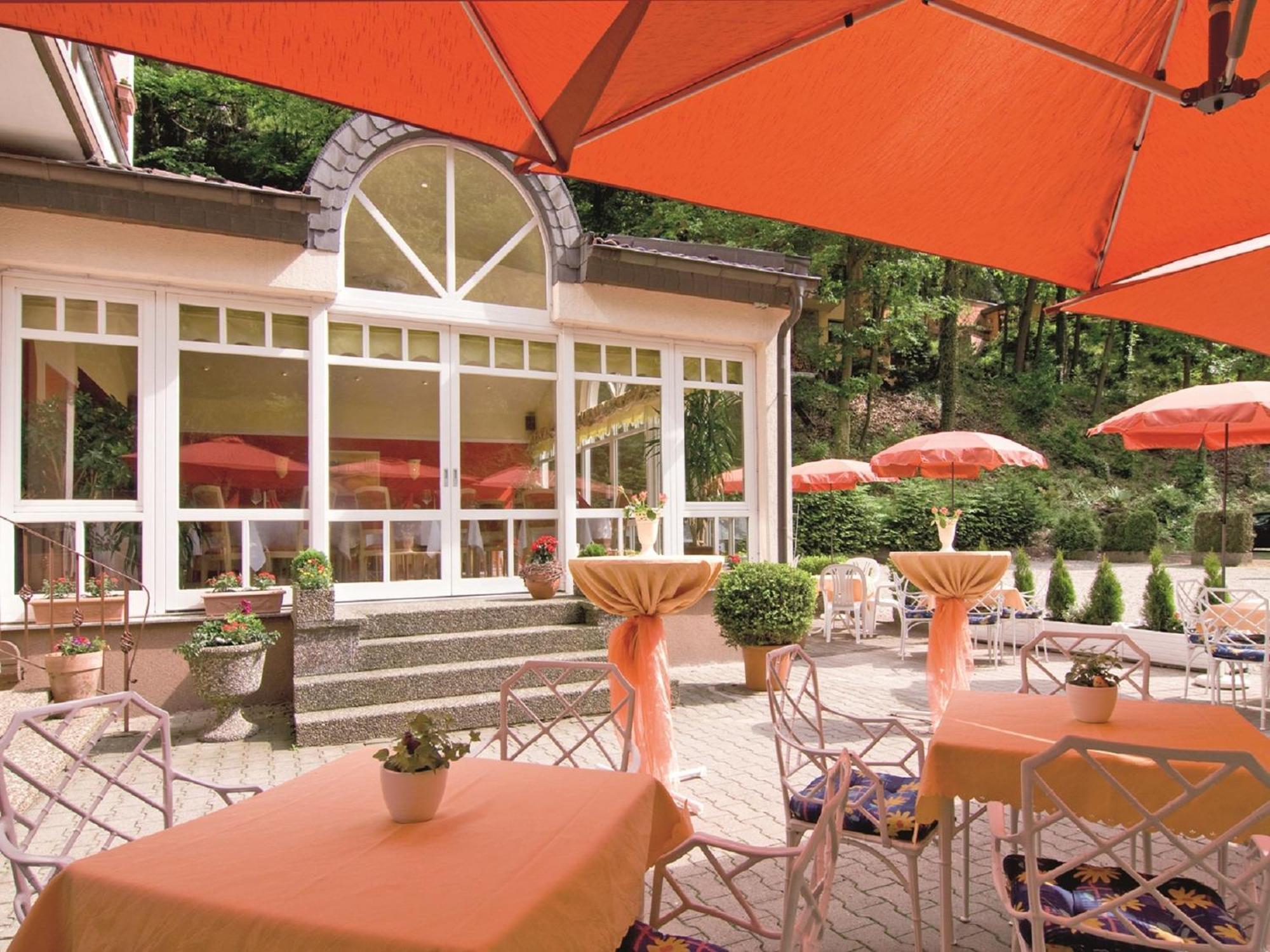 Hotel Goldbaechel Wachenheim an der Weinstrasse Luaran gambar