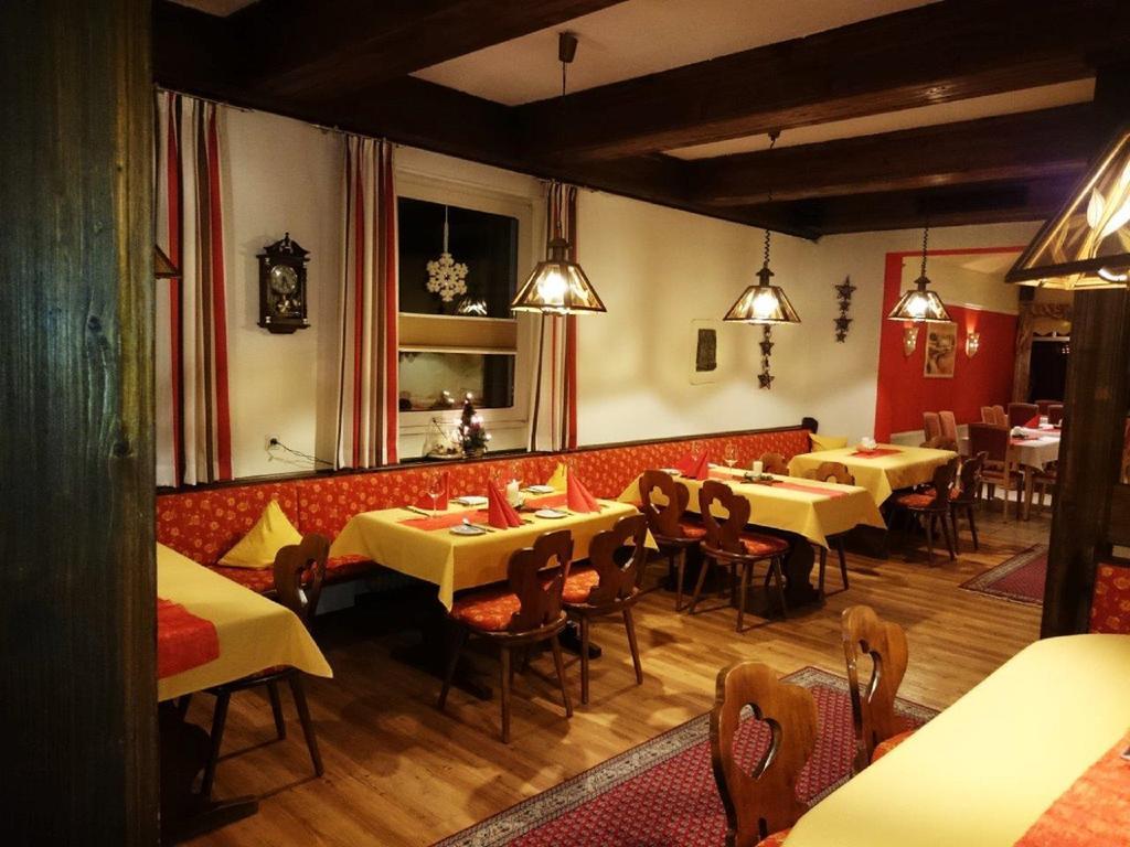 Hotel Goldbaechel Wachenheim an der Weinstrasse Luaran gambar